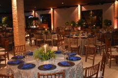 Post-Aniversario-Dr.-Irismar-Andade-Dr.-Anselmo-Andrade-e-Erika-Paredes-10_17_04_2022