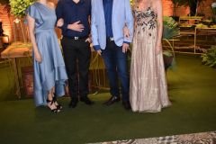 Post-Aniversario-Dr.-Irismar-Andade-Dr.-Anselmo-Andrade-e-Erika-Paredes-22_17_04_2022