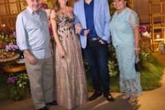 Post-Aniversario-Dr.-Irismar-Andade-Dr.-Anselmo-Andrade-e-Erika-Paredes-29_17_04_2022