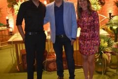 Post-Aniversario-Dr.-Irismar-Andade-Dr.-Anselmo-Andrade-e-Erika-Paredes-32_17_04_2022