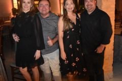Post-Aniversario-Dr.-Irismar-Andade-Dr.-Anselmo-Andrade-e-Erika-Paredes-86_17_04_2022