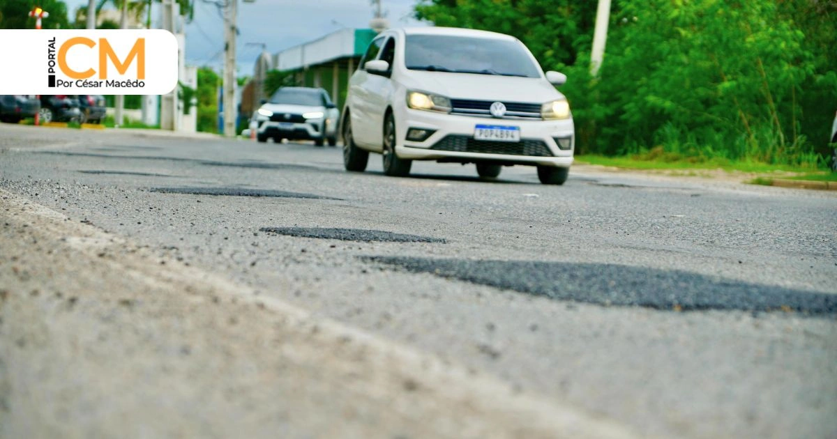 Prefeitura de Sobral inicia operação tapa-buracos na Avenida Monsenhor Aloísio Pinto