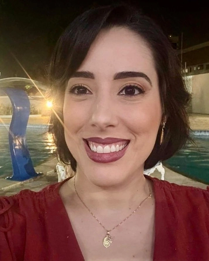 SARAH ALBUQUEURQUE 29