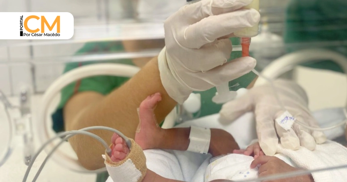 Leite humano fortalece proteção natural de prematuros, orienta nutricionista do Hospital Regional Norte
