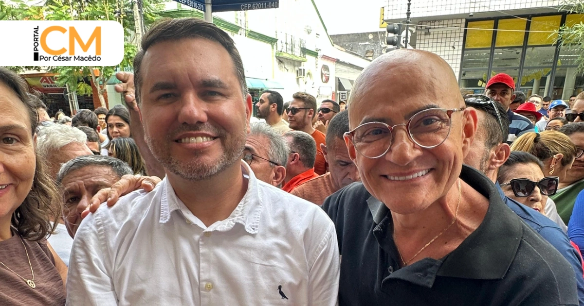 Moses Rodrigues celebra aniversário ao lado da população em manhã festiva no tradicional Beco do Cotovelo