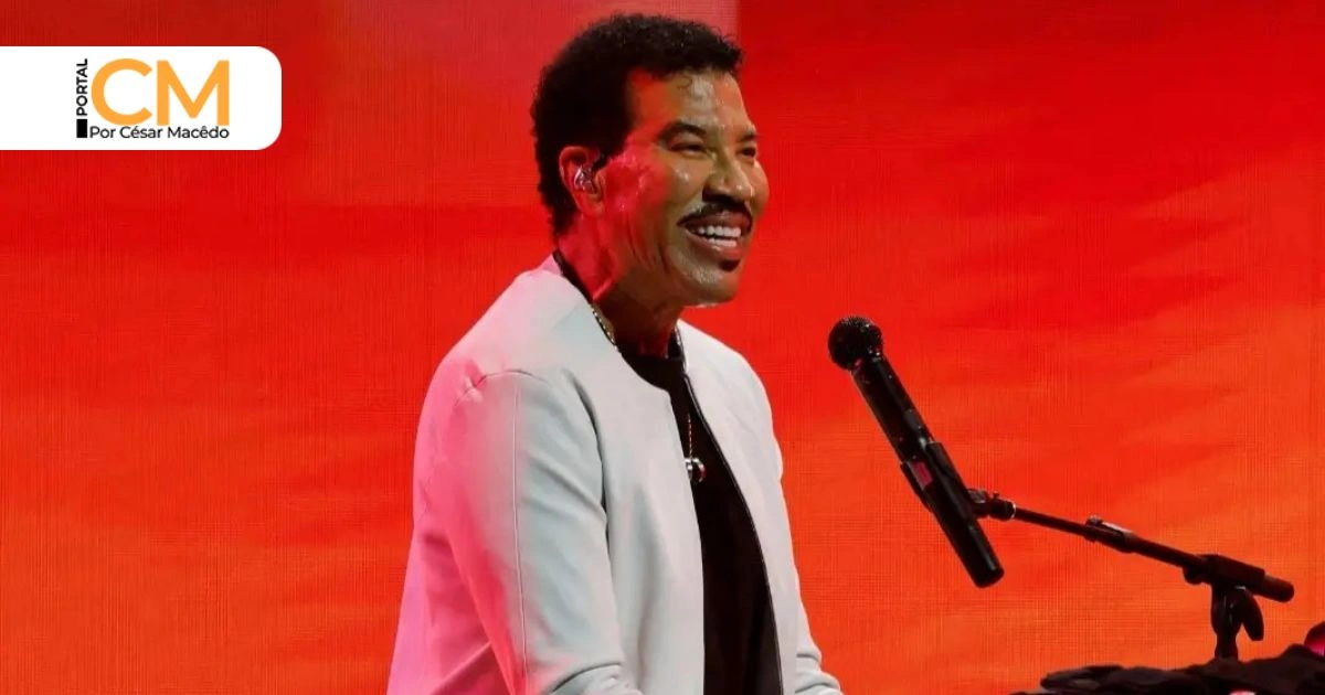 MUNDO: Lionel Richie é internado em UTI após passar mal em show nos Estados Unidos, diz site